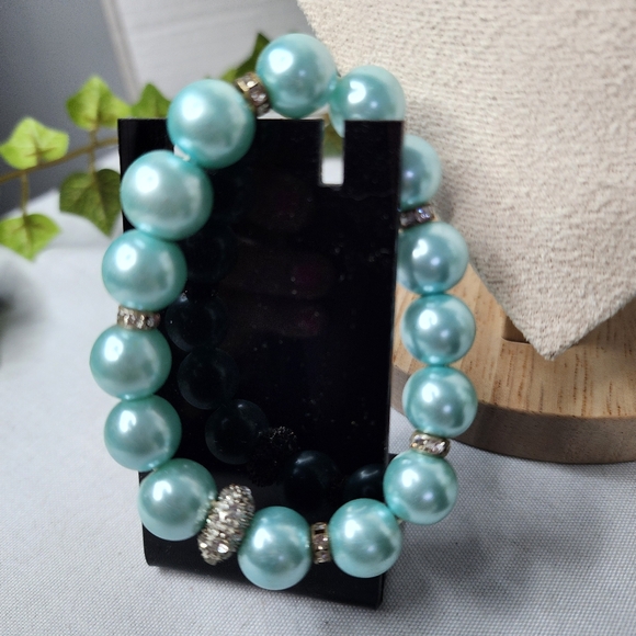 Aqua Blue Glass Pearl and Rhinestone Necklace Earrings and Bracelet Set - Picture 6 of 15